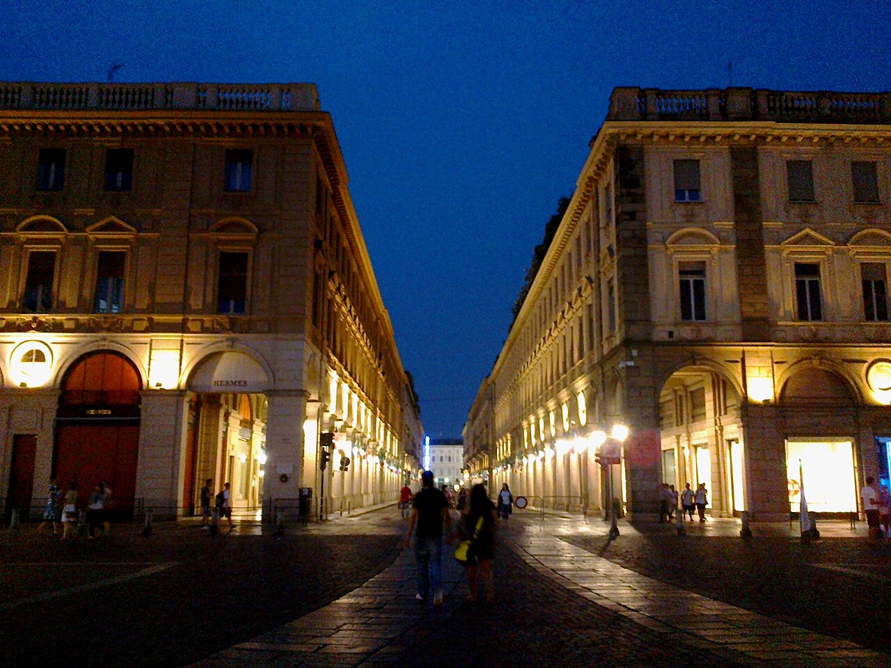 Acheter des tickets de nuit à Turin : où et comment